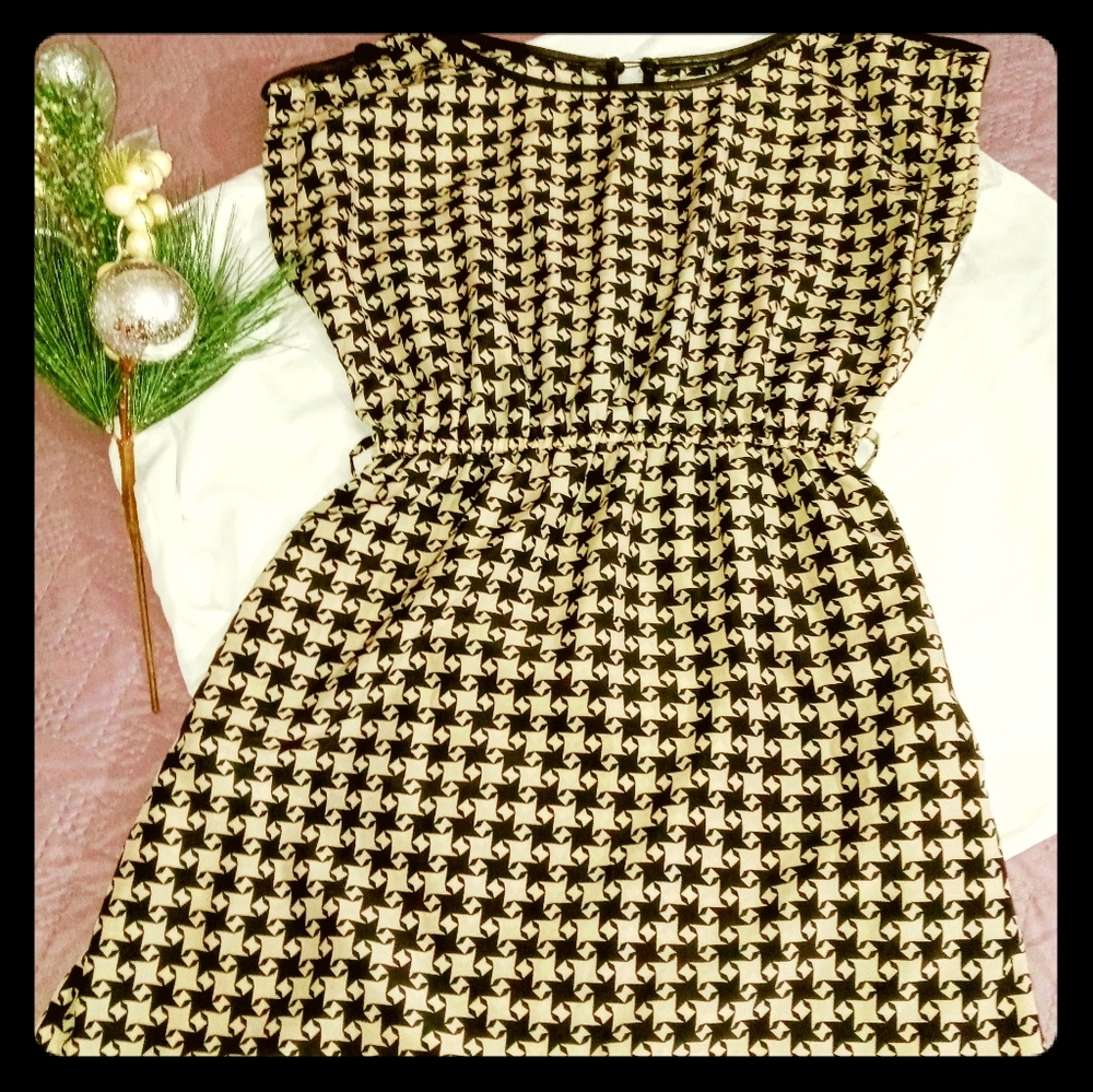 Black pattern dress